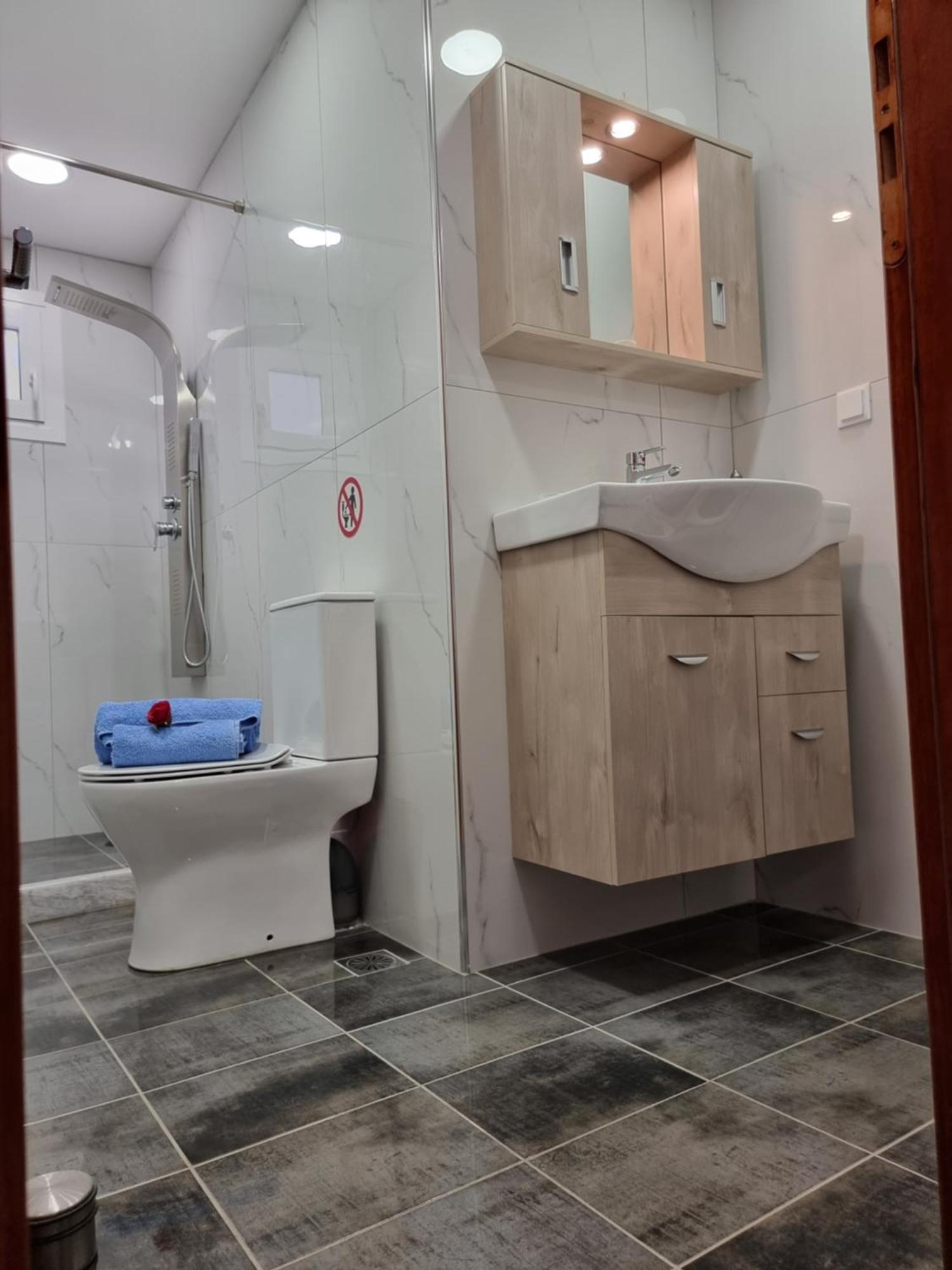 Luxury Lake - Center House Agios Nikolaos  Bilik gambar